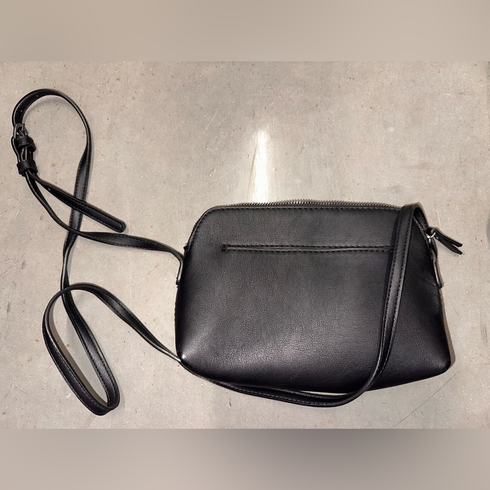 Elegant Black Crossbody Bag Universal Threads
